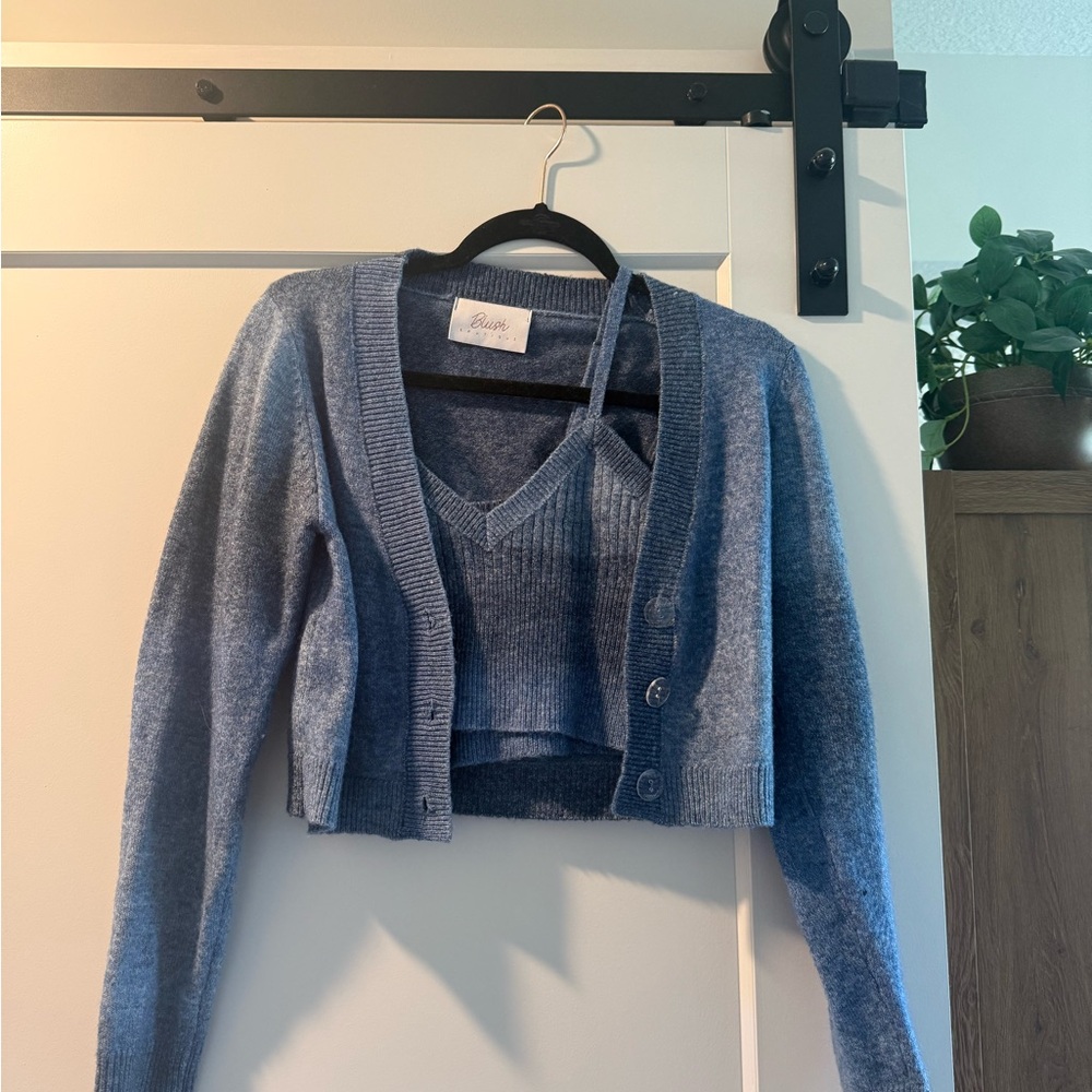 Cozy Blue V-Neck Sweater Set - Cardigan and Crop Top